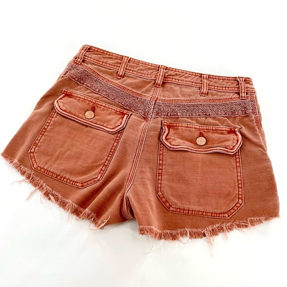 Like New Free People Dusty Rose Great Expectation Boho Lace Shorts Size 6 - Picture 8 of 10